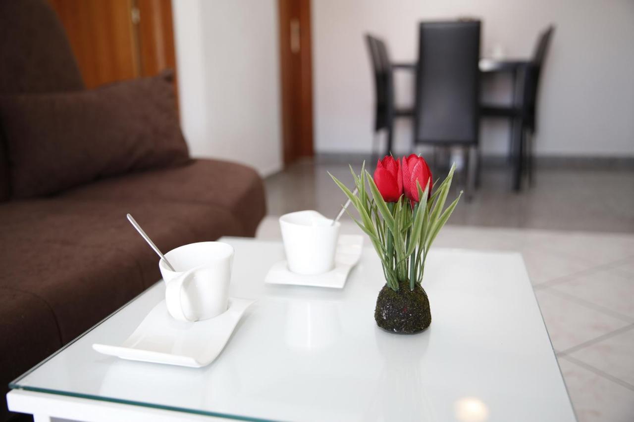 Apartments Lepur Vodice Exterior photo